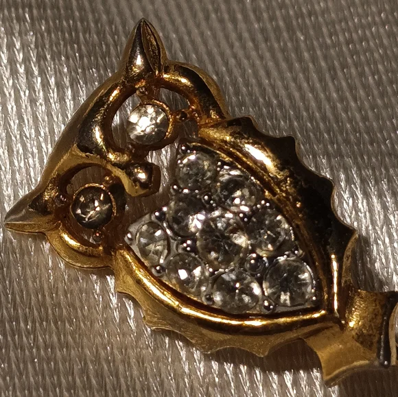 Vintage gold tone rhinestone owl stick pin - Picture 11 of 12